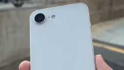 تسريب جديد يكشف تصميم iPhone...