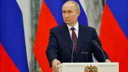 الكرملين: لا تعليق على طلب...