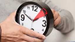 موعد بداية التوقيت الصيفي 2025