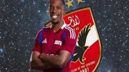 موقع عالمي يفاجئ الأهلي بشأن...