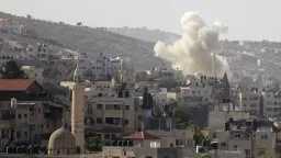 الأونروا: إسرائيل دمرت مخيم جنين...