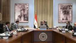 الحكومة تتابع جهود التوسع في...