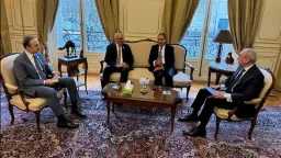 وزير الخارجية يبحث مع نظيره...