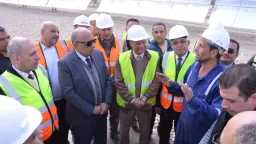 بالصور.. وزير الكهرباء يتفقد محطة...