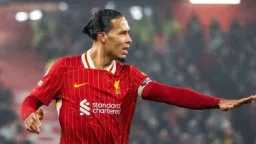 ليفربول يحدد بديل فان دايك...