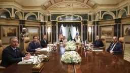 مستشار ترامب: المباحثات مع الشركاء...