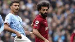 صلاح يقود تشكيل ليفربول أمام...