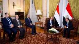 وزير الخارجية يبحث مع رئيس...