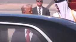 ترامب يصل إلى الدوحة ضمن...