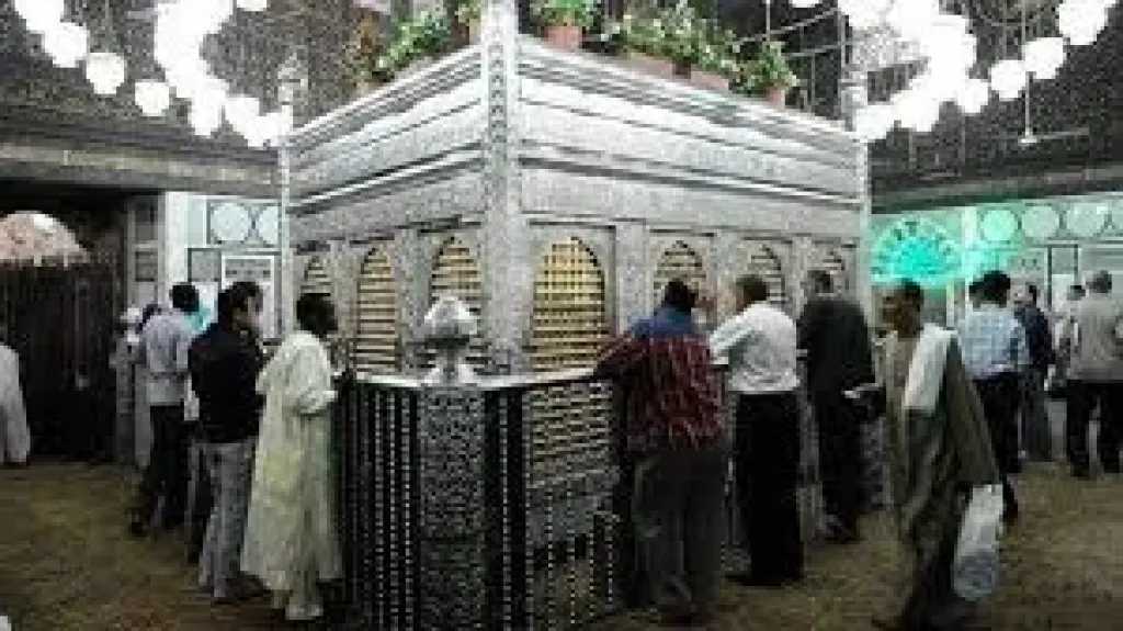 دين ودنيا