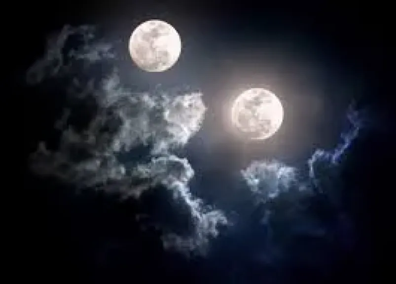 اكتشاف شبه قمر