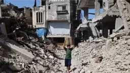 غزة تواجه حرب البقاء وسط...