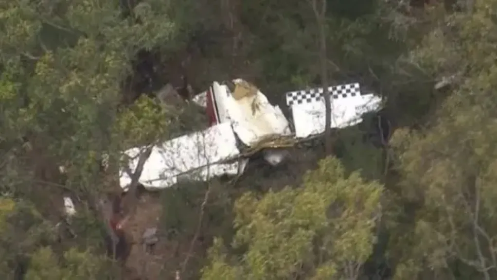 تحطّم طائرة على جبل كليمنجارو يتسبب في مقتــل 5 أشخاص بتنزانيا